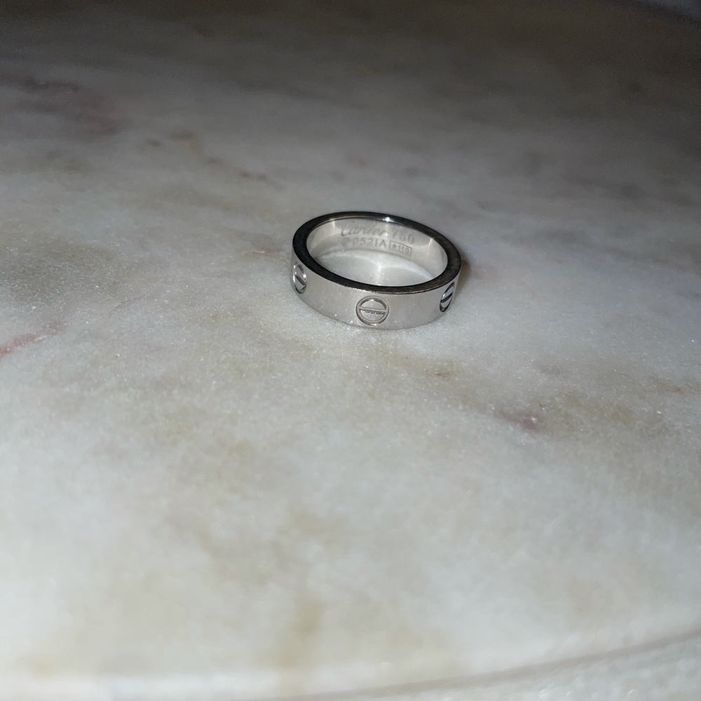 Silver Luxury Screw Ring